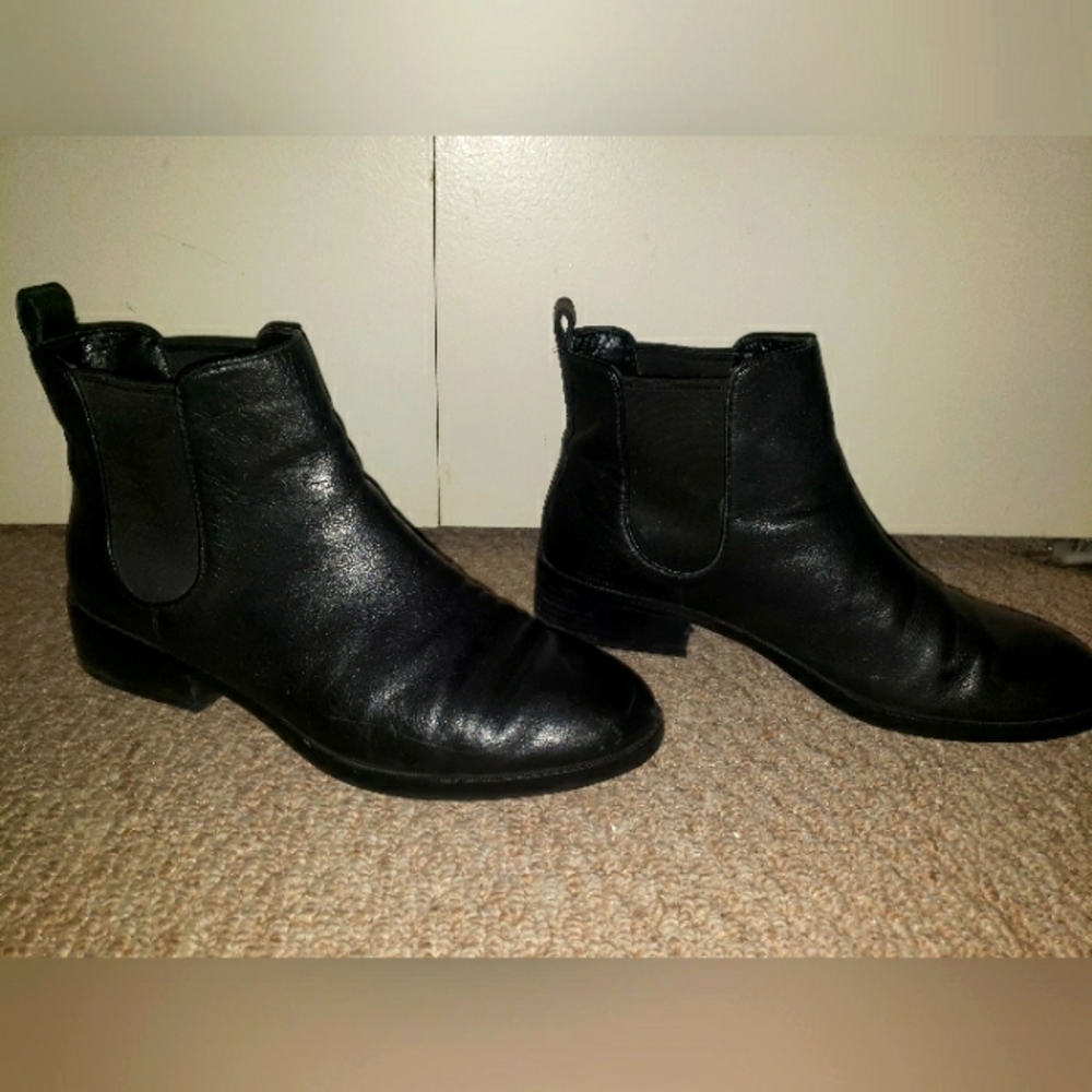 COLE HAAN Chelsea Ankle Boot